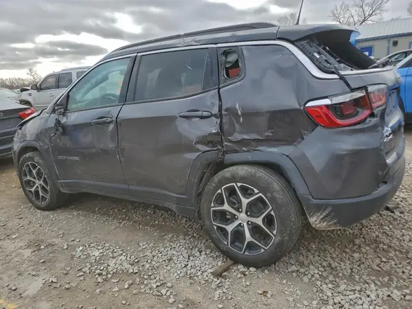 3C4NJDCN8RT143134 2024 JEEP COMPASS - Image 2