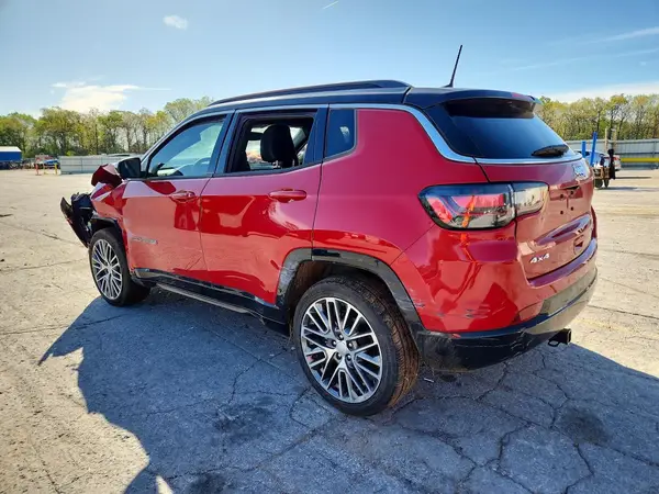 3C4NJDCN8RT588487 2024 JEEP COMPASS - Image 2