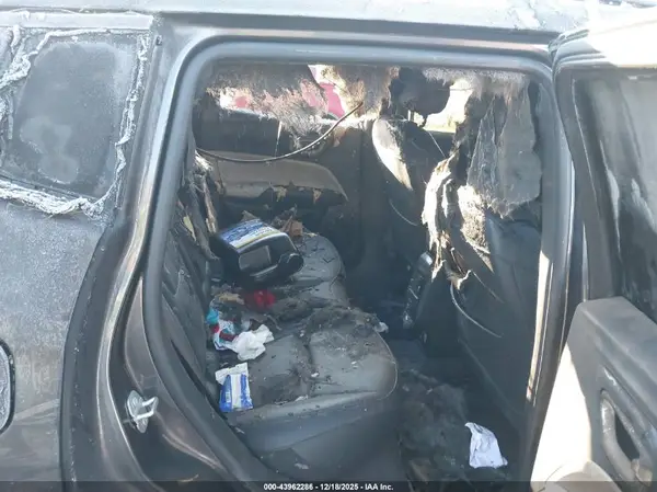 3C4NJDCN8RT592670 2024 JEEP COMPASS - Image 8