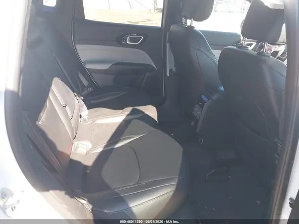 3C4NJDCN8RT592832 2024 JEEP COMPASS - Image 8