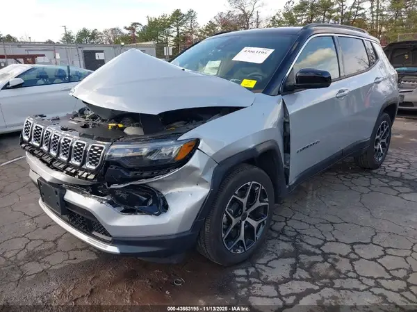 3C4NJDCN8ST502035 2025 JEEP COMPASS - Image 2