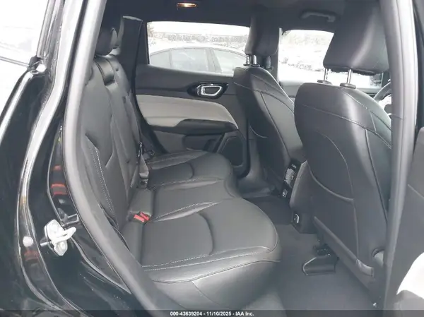 3C4NJDCN8ST502293 2025 JEEP COMPASS - Image 8
