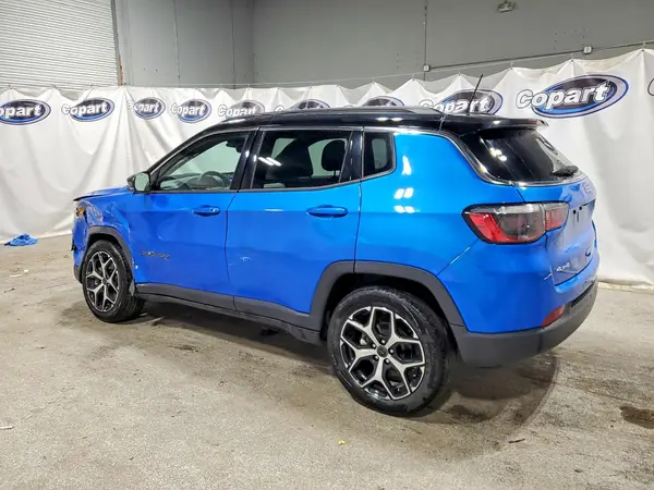 3C4NJDCN8ST509549 2025 JEEP COMPASS - Image 2