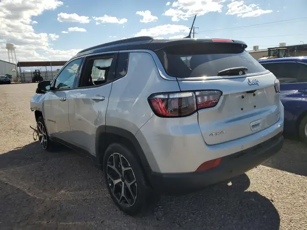 3C4NJDCN8ST510099 2025 JEEP COMPASS - Image 2
