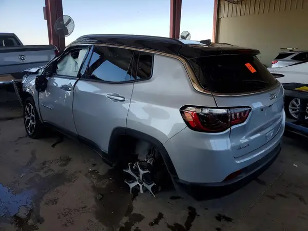 3C4NJDCN8ST511527 2025 JEEP COMPASS - Image 2