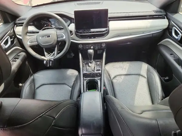 3C4NJDCN8ST521409 2025 JEEP COMPASS - Image 8