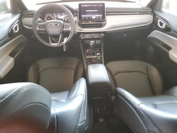 3C4NJDCN8ST550456 2025 JEEP COMPASS - Image 8