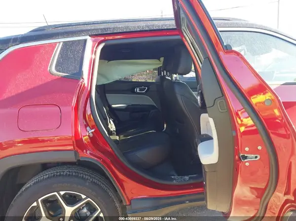 3C4NJDCN8ST555382 2025 JEEP COMPASS - Image 8