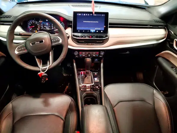 3C4NJDCN8ST567788 2025 JEEP COMPASS - Image 8