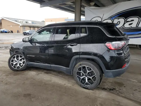 3C4NJDCN8ST576829 2025 JEEP COMPASS - Image 2