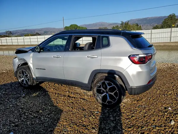 3C4NJDCN8ST578158 2025 JEEP COMPASS - Image 2