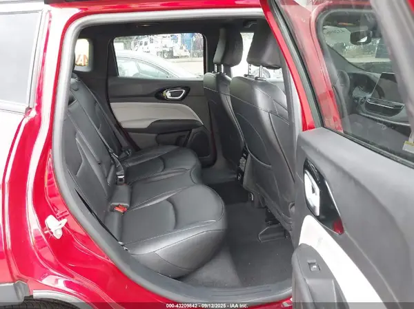 3C4NJDCN8ST578208 2025 JEEP COMPASS - Image 8