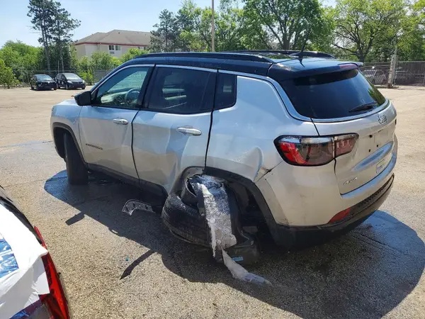 3C4NJDCN8ST581402 2025 JEEP COMPASS - Image 2