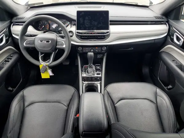 3C4NJDCN8ST599852 2025 JEEP COMPASS - Image 8
