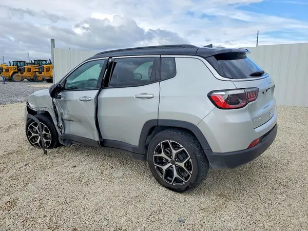 3C4NJDCN8ST613636 2025 JEEP COMPASS - Image 2
