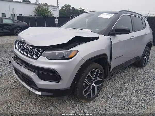 3C4NJDCN8ST615323 2025 JEEP COMPASS - Image 2