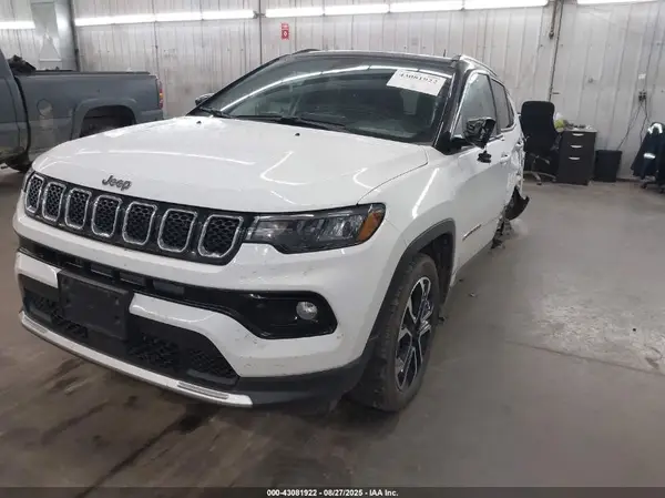 3C4NJDCN9PT573719 2023 JEEP COMPASS - Image 2
