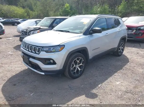 3C4NJDCN9RT116993 2024 JEEP COMPASS - Image 2