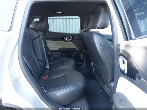 3C4NJDCN9RT125693 2024 JEEP COMPASS - Image 8