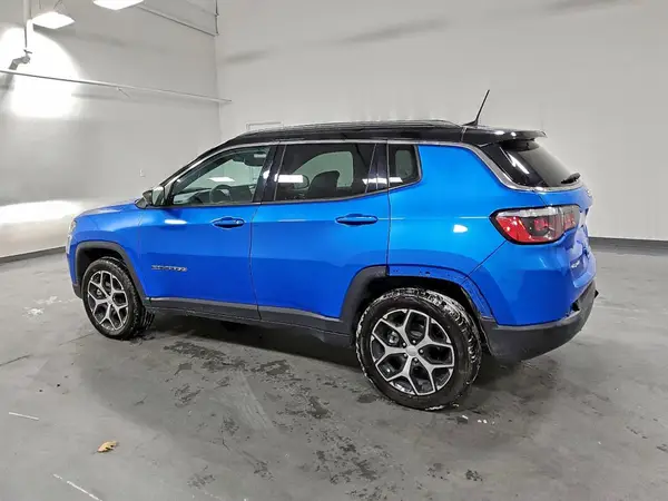 3C4NJDCN9RT134541 2024 JEEP COMPASS - Image 2
