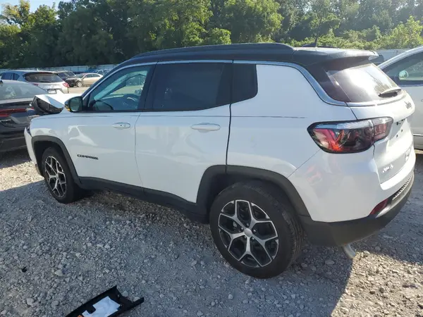 3C4NJDCN9RT143420 2024 JEEP COMPASS - Image 2