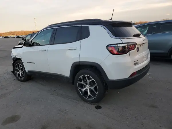 3C4NJDCN9RT155020 2024 JEEP COMPASS - Image 2