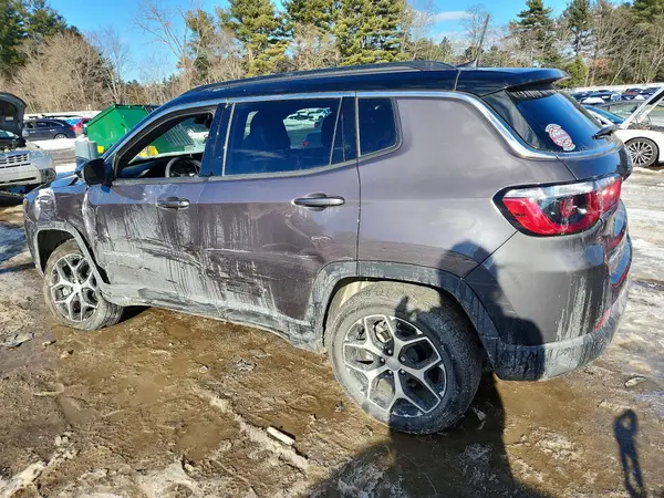 3C4NJDCN9RT164820 2024 JEEP COMPASS - Image 2