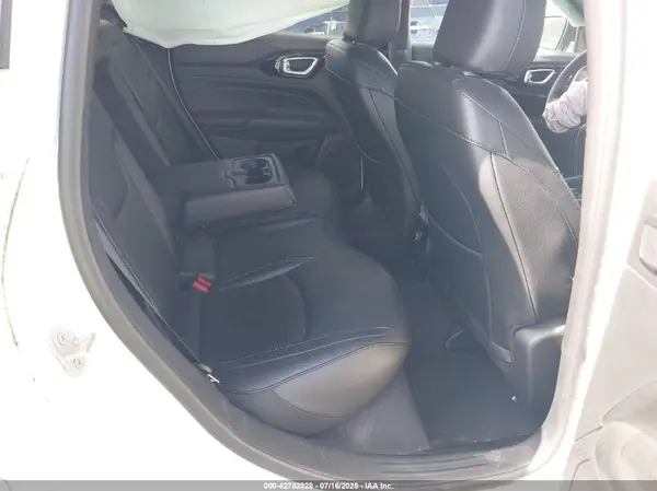 3C4NJDCN9RT581659 2024 JEEP COMPASS - Image 8