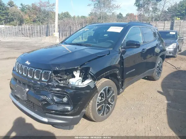 3C4NJDCN9RT586828 2024 JEEP COMPASS - Image 2