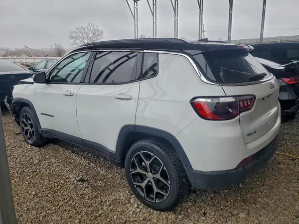 3C4NJDCN9RT610710 2024 JEEP COMPASS - Image 2