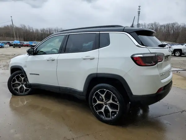 3C4NJDCN9ST509382 2025 JEEP COMPASS - Image 2