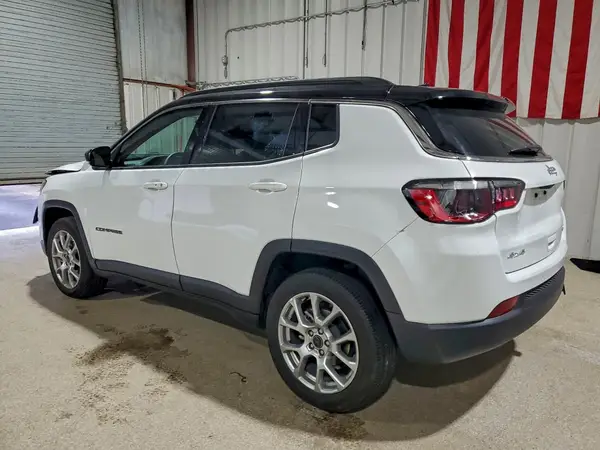 3C4NJDCN9ST512766 2025 JEEP COMPASS - Image 2