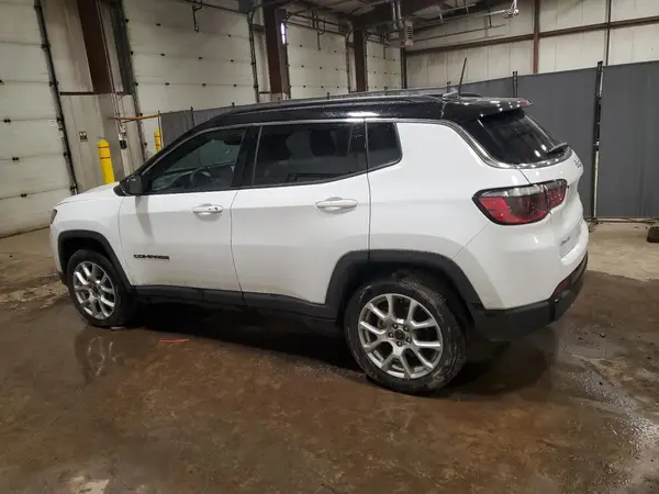 3C4NJDCN9ST512850 2025 JEEP COMPASS - Image 2