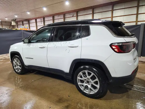 3C4NJDCN9ST513240 2025 JEEP COMPASS - Image 2