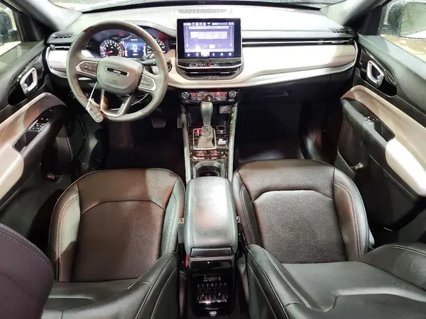 3C4NJDCN9ST513240 2025 JEEP COMPASS - Image 8