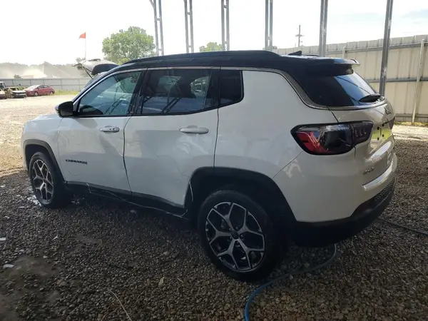 3C4NJDCN9ST513657 2025 JEEP COMPASS - Image 2