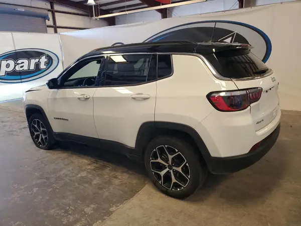 3C4NJDCN9ST522214 2025 JEEP COMPASS - Image 2