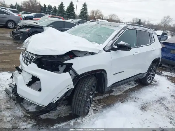 3C4NJDCN9ST534914 2025 JEEP COMPASS - Image 2