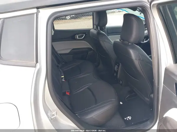 3C4NJDCN9ST537912 2025 JEEP COMPASS - Image 8