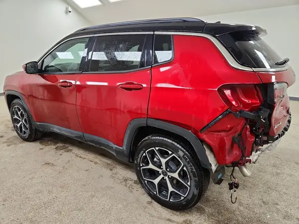 3C4NJDCN9ST553088 2025 JEEP COMPASS - Image 2