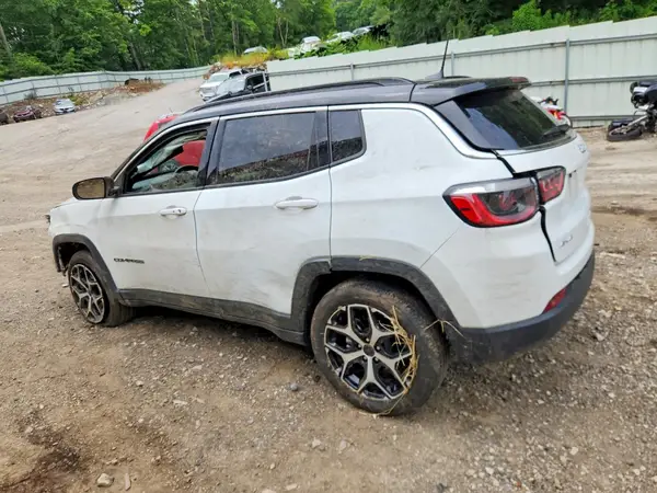 3C4NJDCN9ST559604 2025 JEEP COMPASS - Image 2