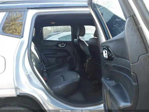 3C4NJDCN9ST571848 2025 JEEP COMPASS - Image 8