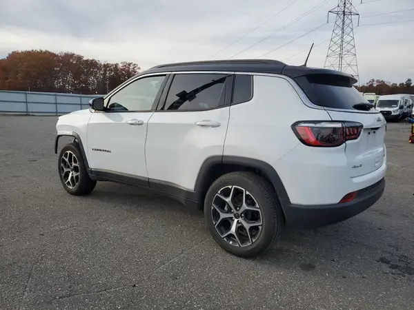 3C4NJDCN9ST580467 2025 JEEP COMPASS - Image 2