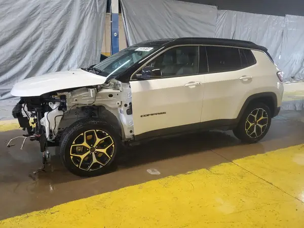 3C4NJDCN9ST581571 2025 JEEP COMPASS - Image 1