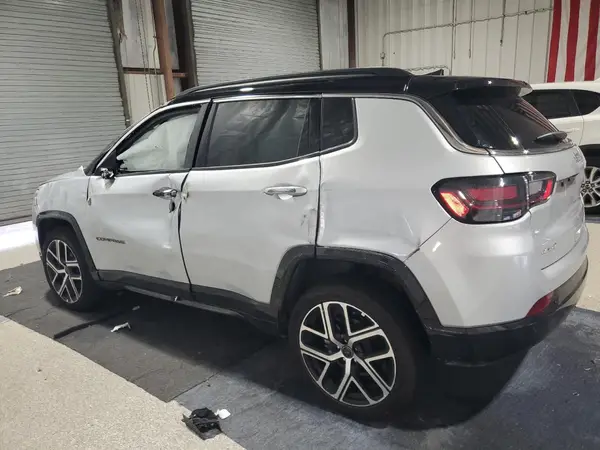 3C4NJDCN9ST593882 2025 JEEP COMPASS - Image 2
