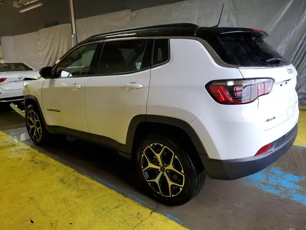 3C4NJDCN9ST602807 2025 JEEP COMPASS - Image 2
