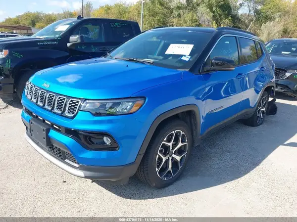 3C4NJDCN9ST613788 2025 JEEP COMPASS - Image 2