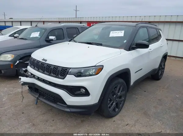3C4NJDCN9TT184282 2026 JEEP COMPASS - Image 2