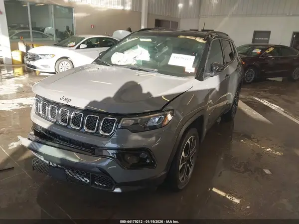 3C4NJDCNXPT511780 2023 JEEP COMPASS - Image 2
