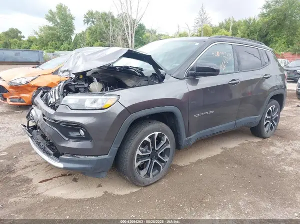 3C4NJDCNXPT532404 2023 JEEP COMPASS - Image 2